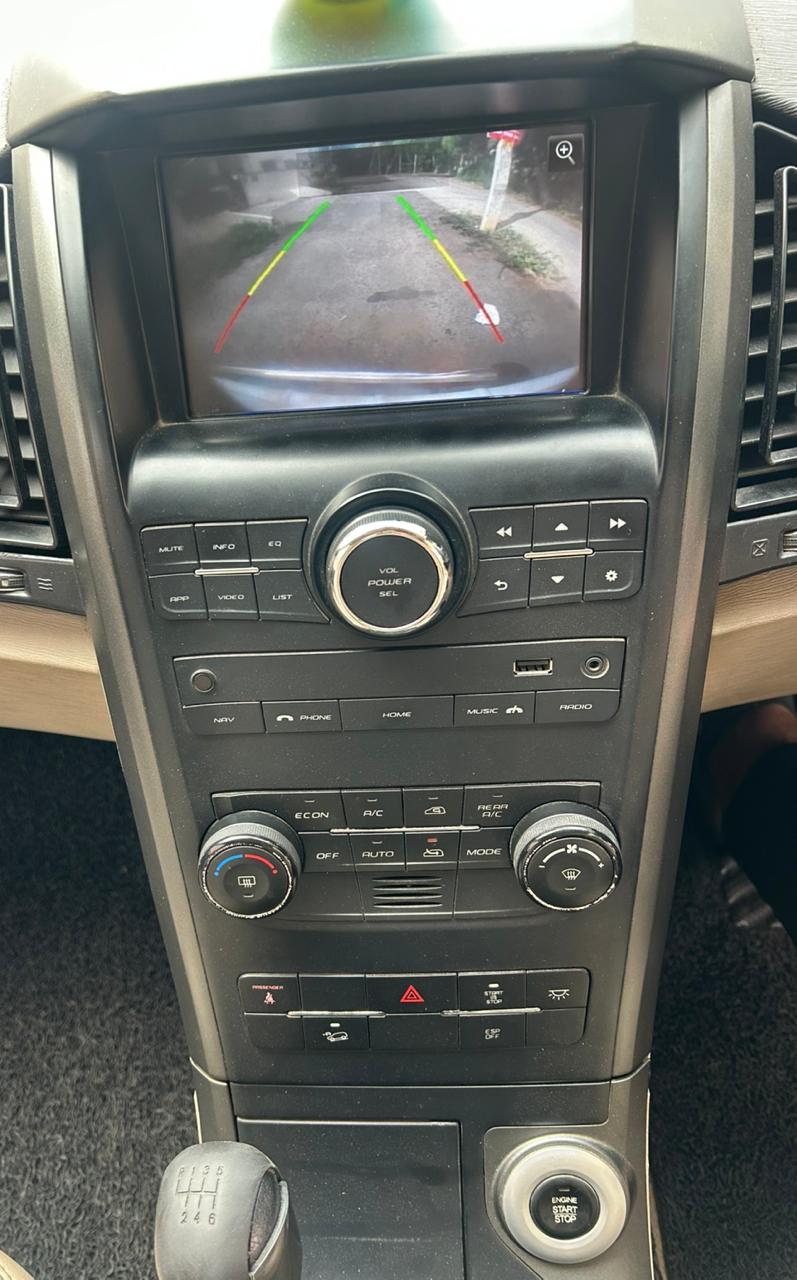 Mahindra XUV 500 - Image 11